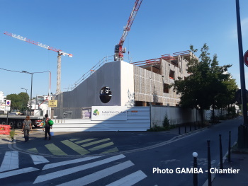 Groupe scolaire à Colombes.jpg